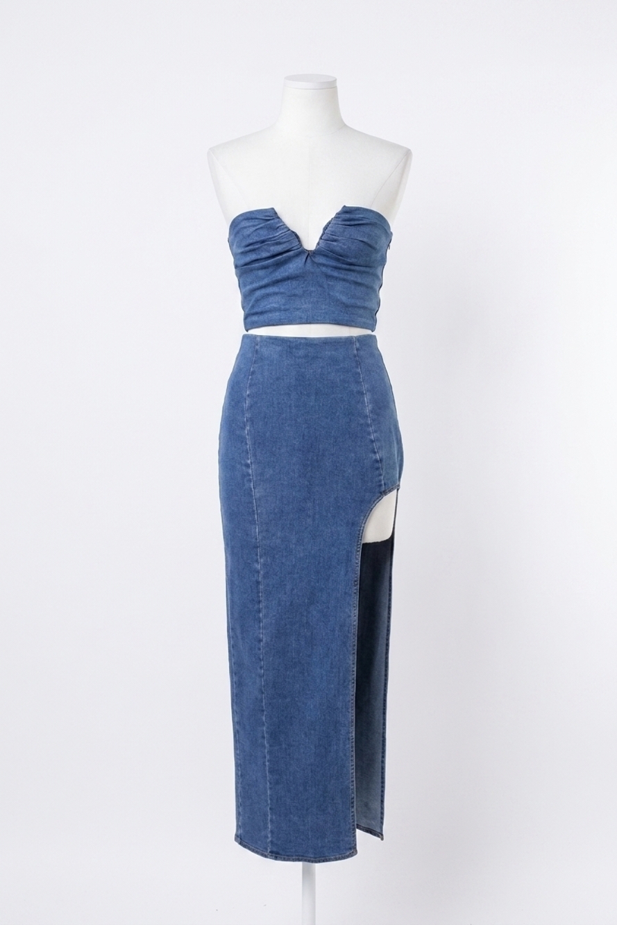 NEW LINE AND DOT joey denim strapless top in blue